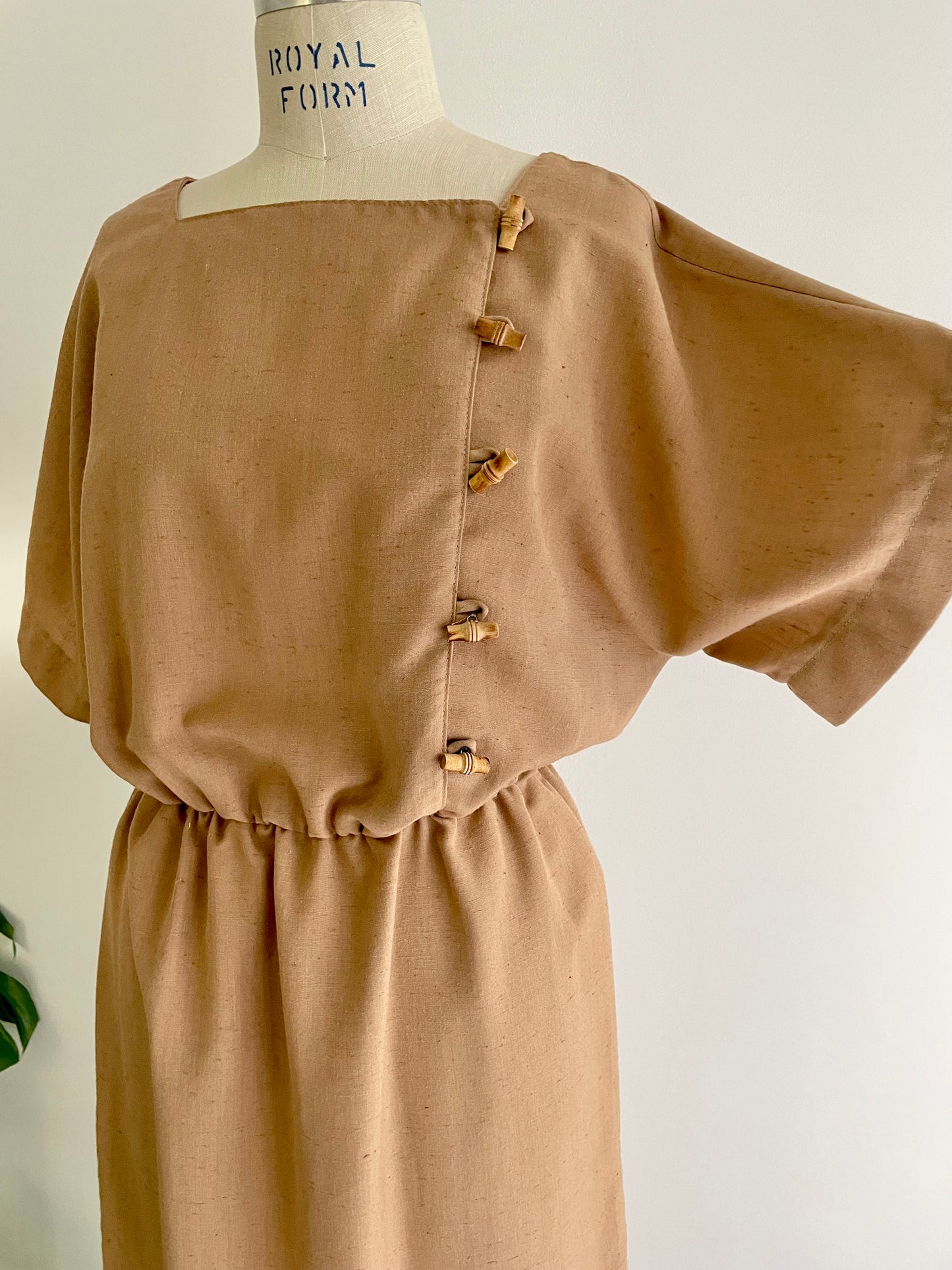 Bamboo Toggle Dress | 1970s