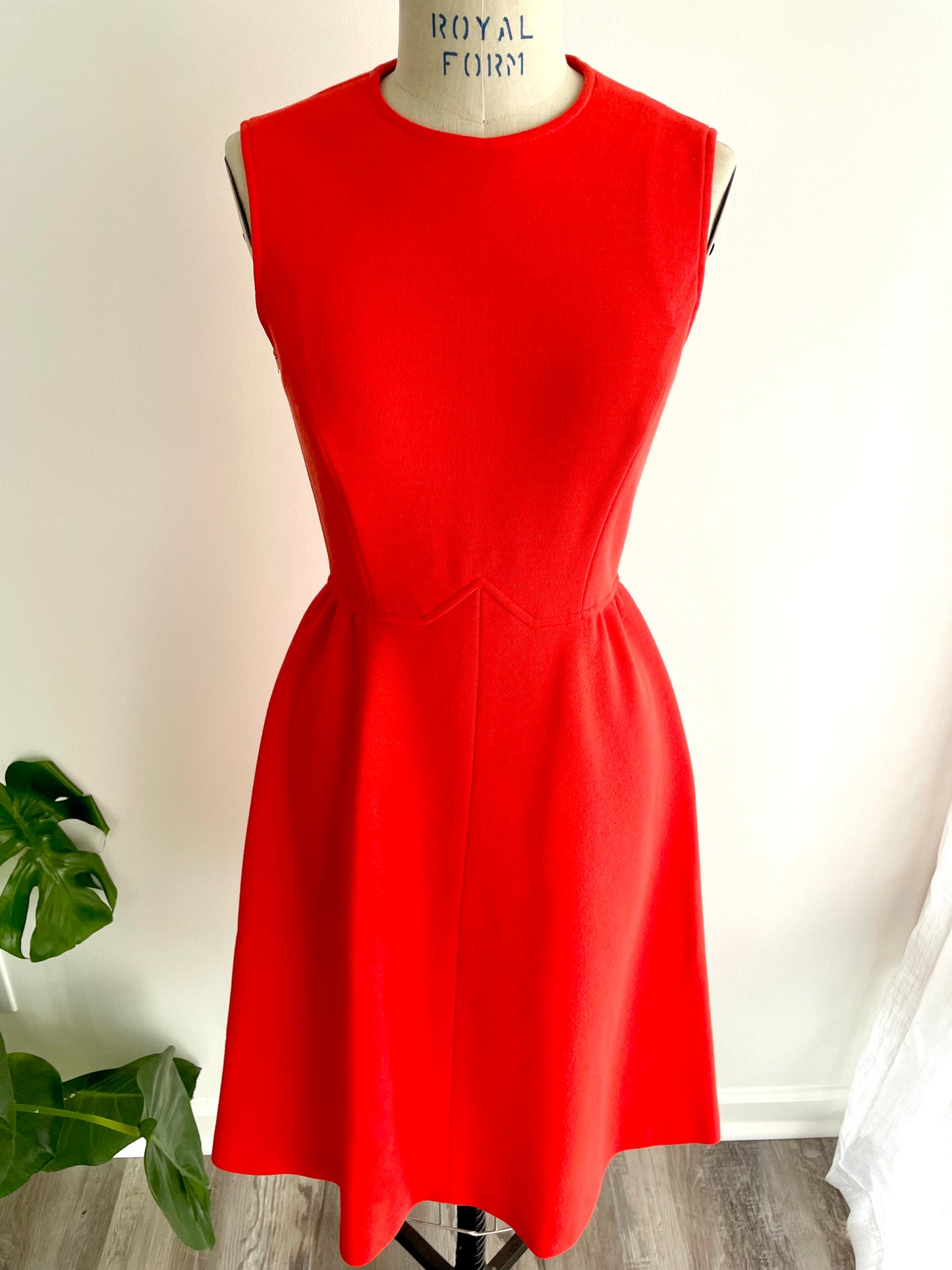 Dagger Waist Dress | 1960s
