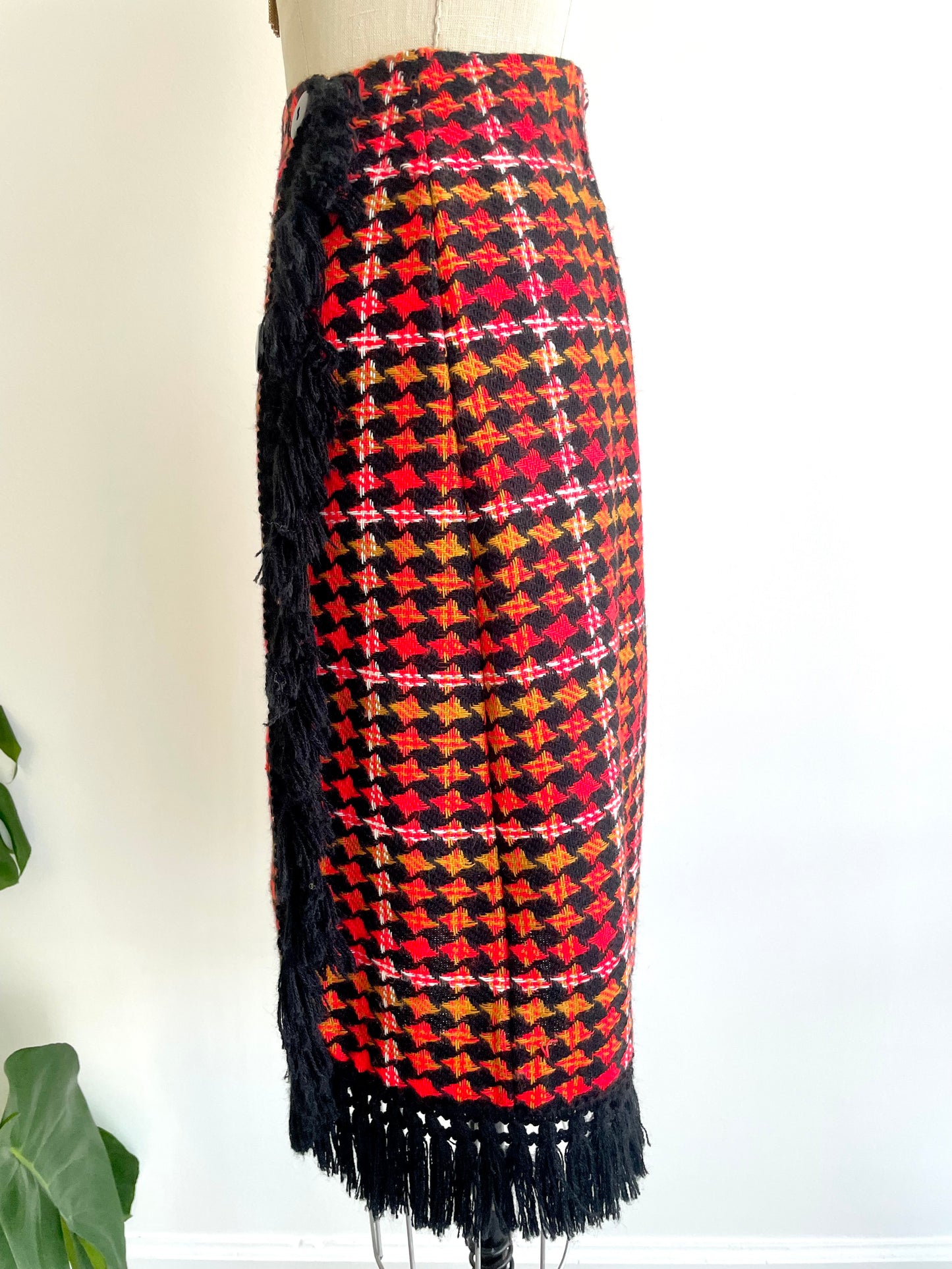 Houndstooth Tweed Kilt | 1960s