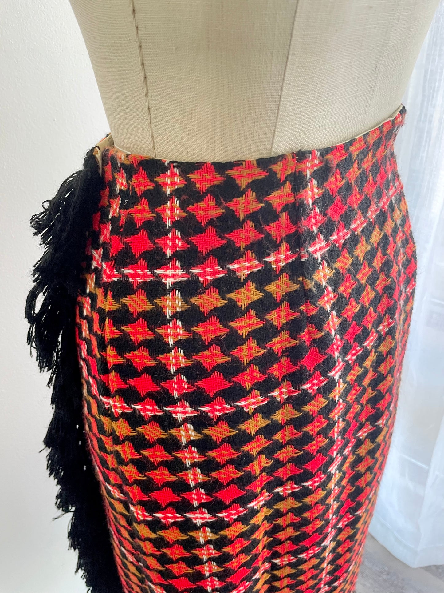 Houndstooth Tweed Kilt | 1960s
