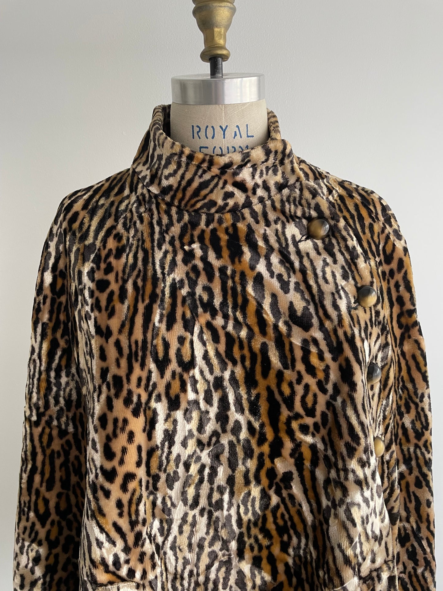 Mod Leopard Cape | 1960s