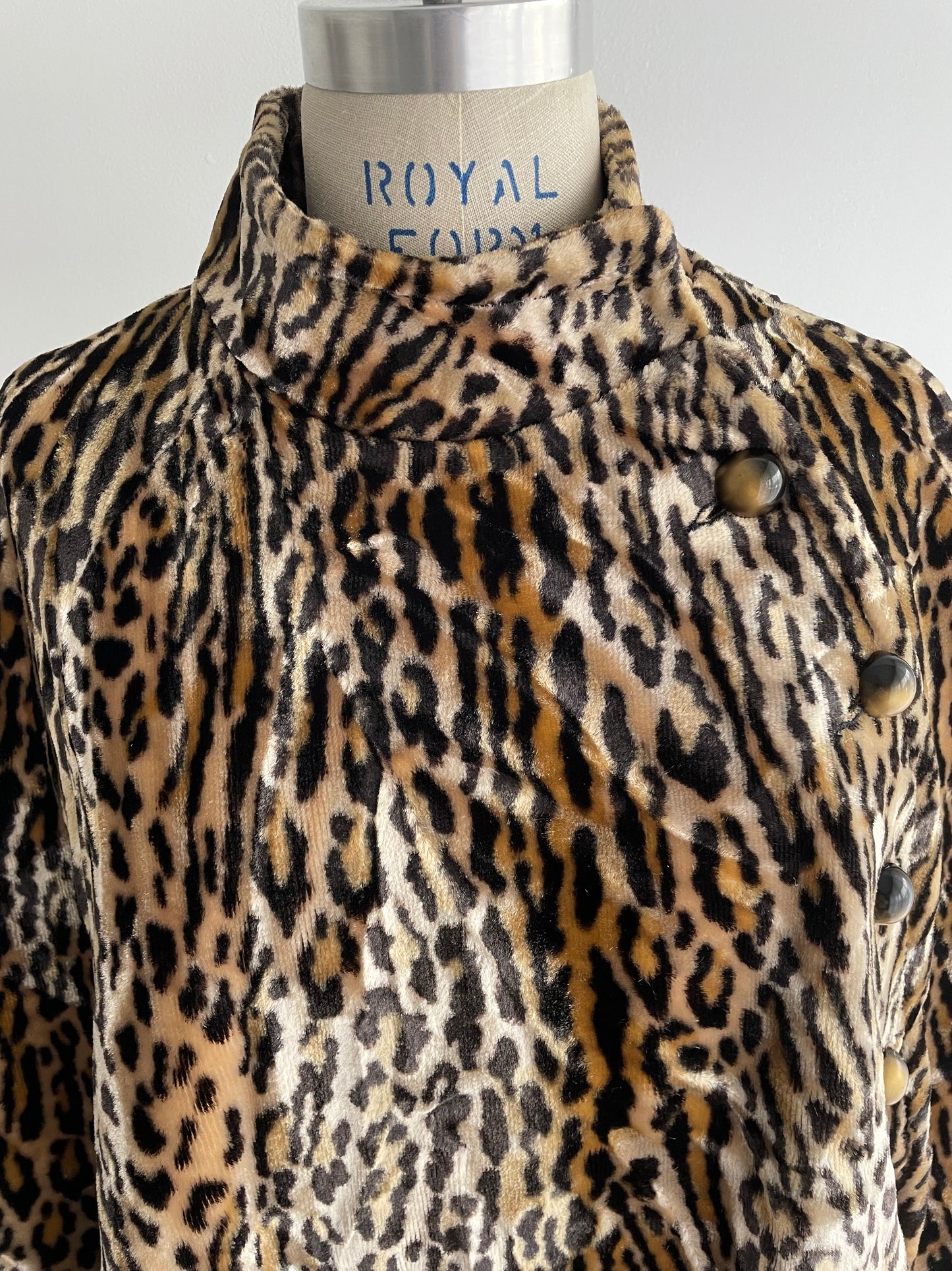 Mod Leopard Cape | 1960s